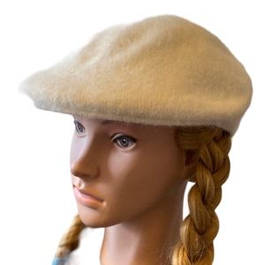 Kolob Coppola Flat Cap Angora White Unisex Size OS